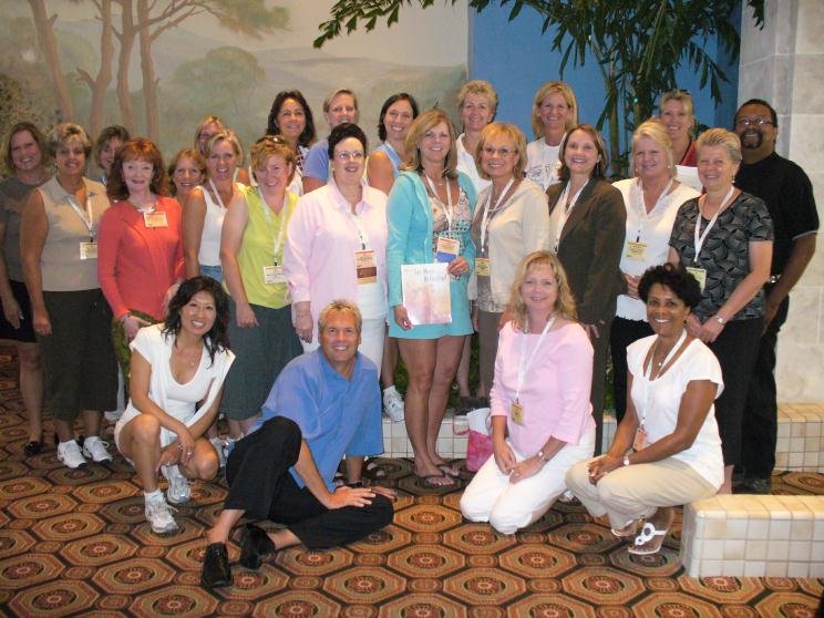 Group_Photo_After_Lunch_op_744x558